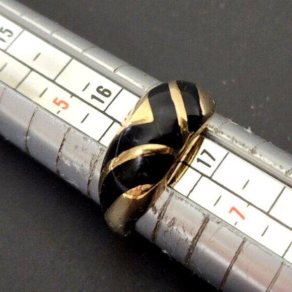 Vintage Black Enameled Gold  Avon Fashion Ring Size 6 - Picture 5 of 5